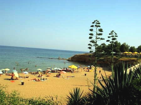 FROM THE BEACH OF PANTANELLO The lodging is situated to the first plan of 