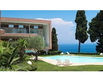 Vacanze Isola Bella Taormina villa con piscina