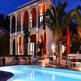 Stupenda Villa con Piscina a Camastra Agrigento